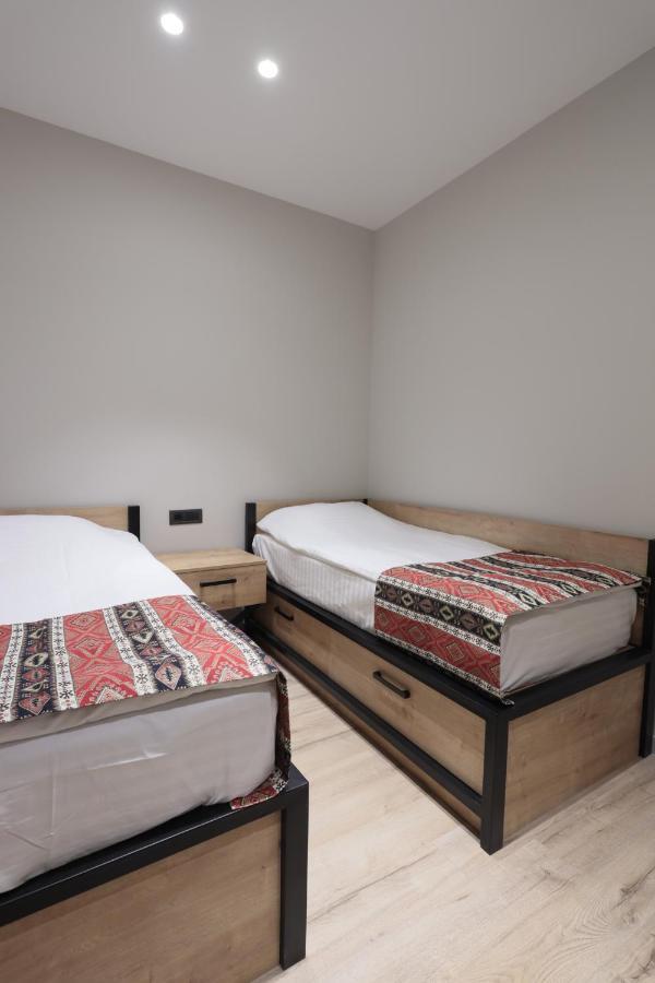 Andor Hotel Erévan Extérieur photo