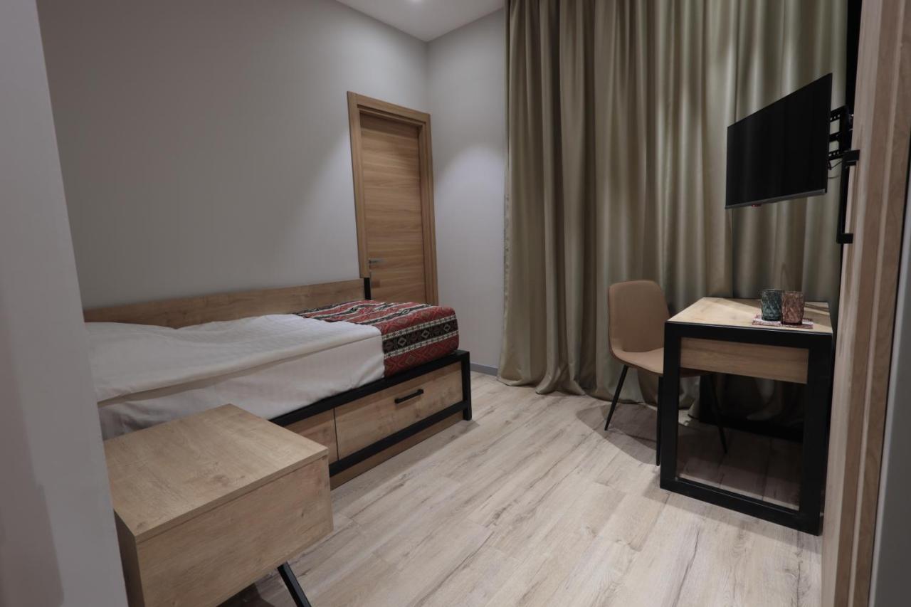 Andor Hotel Erévan Extérieur photo
